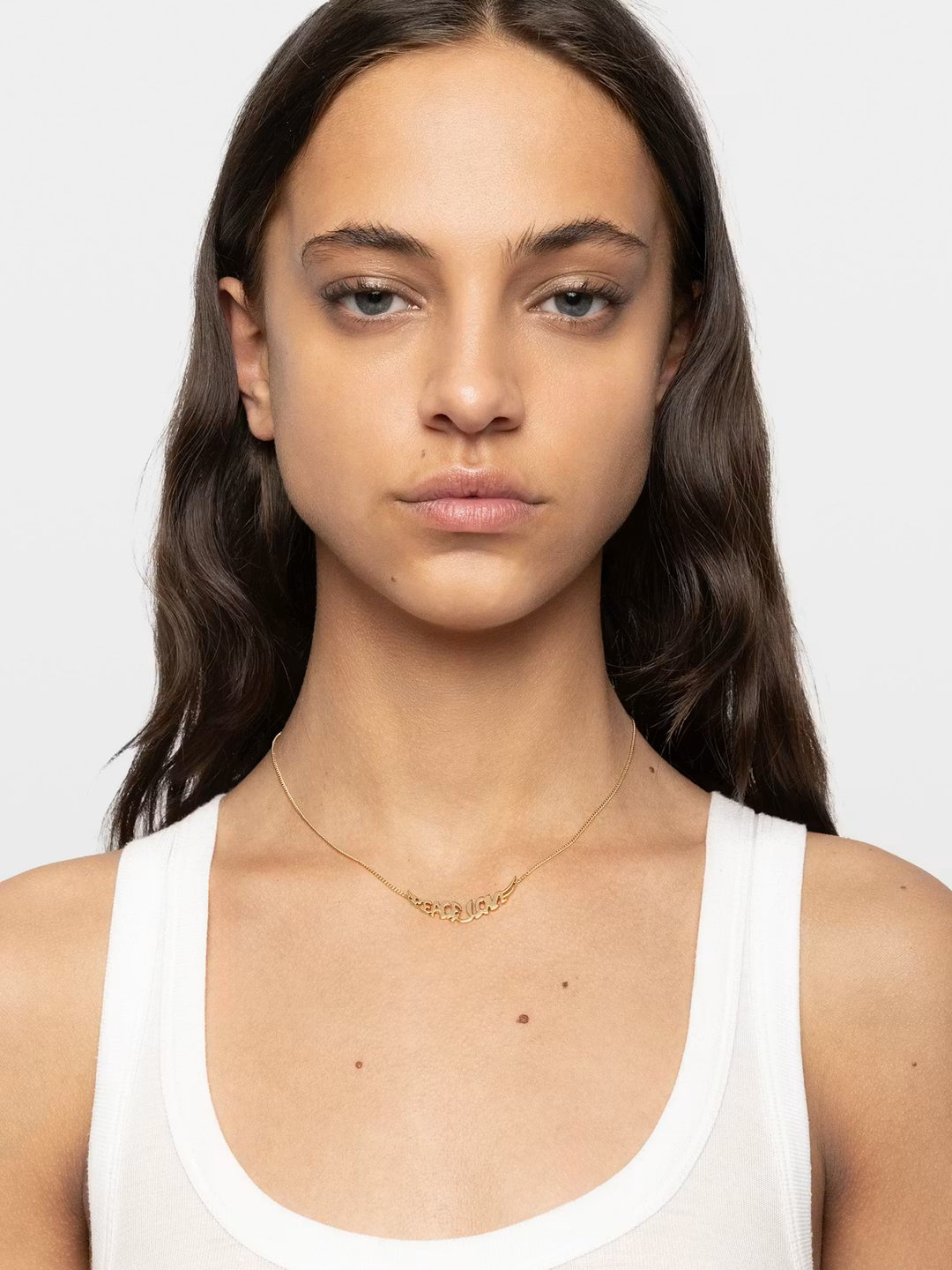 Collar Peace Dorado